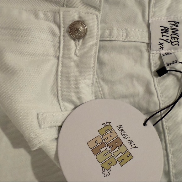 NWT Princess Polly Maggie Denim White High Rise Shorts Size 8. - Picture 6 of 9